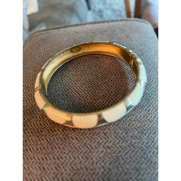 Vintage Premier Designs - Signed Hinged Bangle Bracelet - Picture 1 of 2